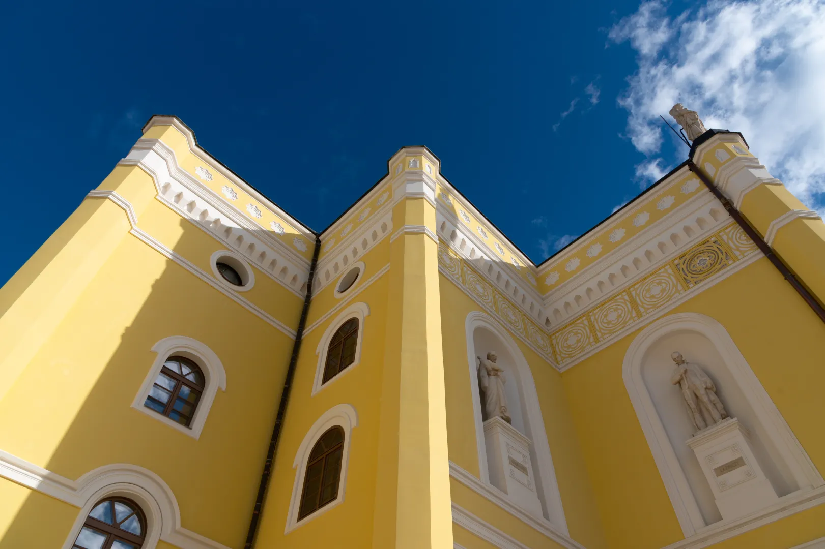 Renovation of Csokonai Theatre 